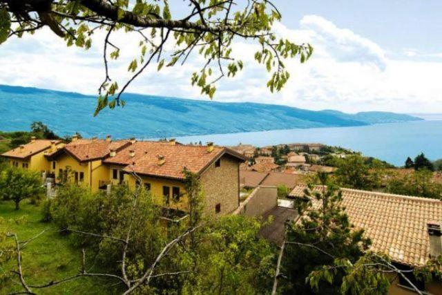 تينيالي Residence Mirena - Rebomaholidays المظهر الخارجي الصورة